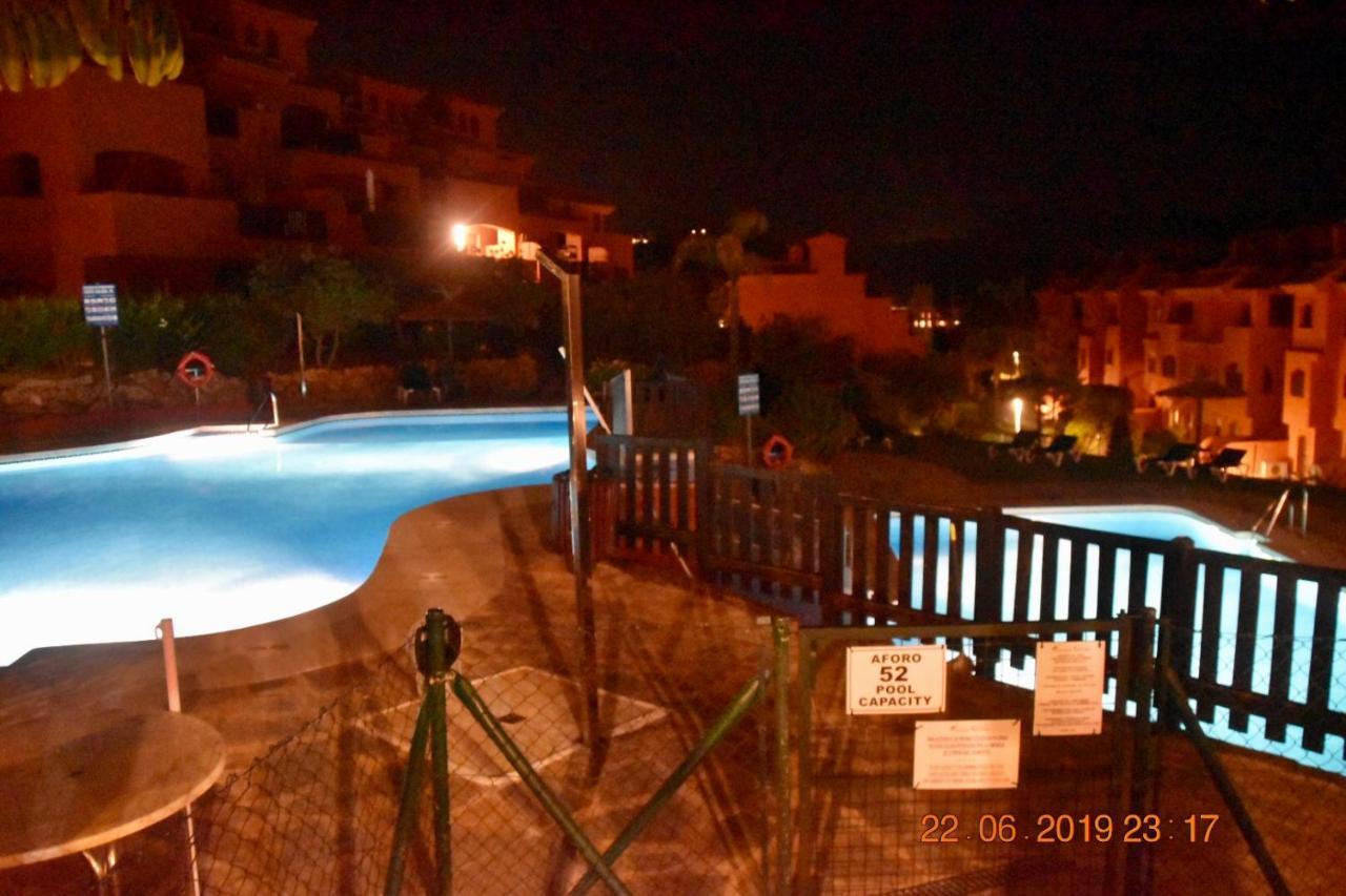 Luxury 2-Bedrooms & Bathrooms Estepona Apartment Zewnętrze zdjęcie