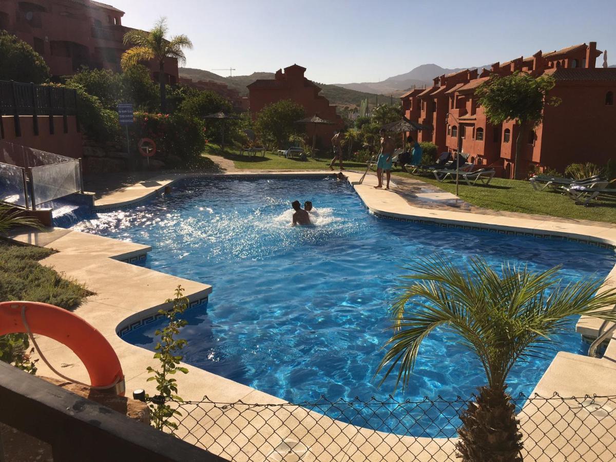 Luxury 2-Bedrooms & Bathrooms Estepona Apartment Zewnętrze zdjęcie
